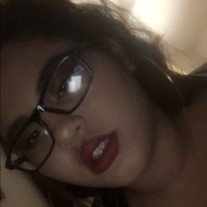 Meet your Posher, Sofia